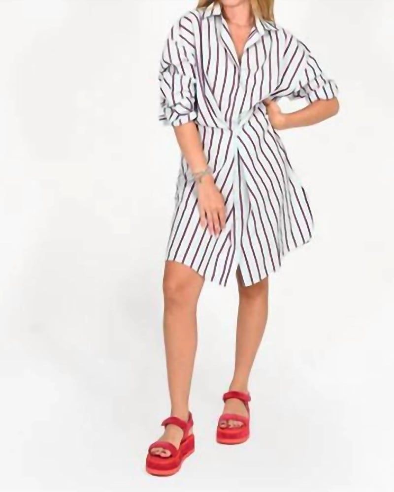 Front of a model wearing a size X-LARGE Lilli Shirtdress In Saltwater in Saltwater by KERRI ROSENTHAL. | dia_product_style_image_id:347202